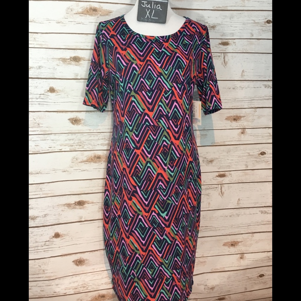 Julia by LuLaRoe